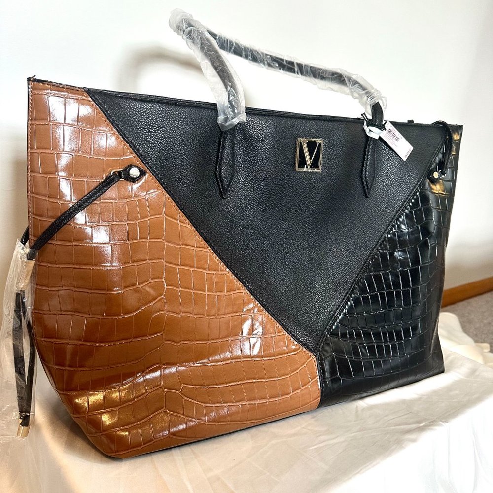 NWT Victoria's Secret Carryall Tote Bag in Croc Colorblock - Picture 3 of 16